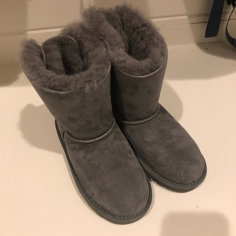 NEW UGG size 12 Gray Bailey Bow boots
